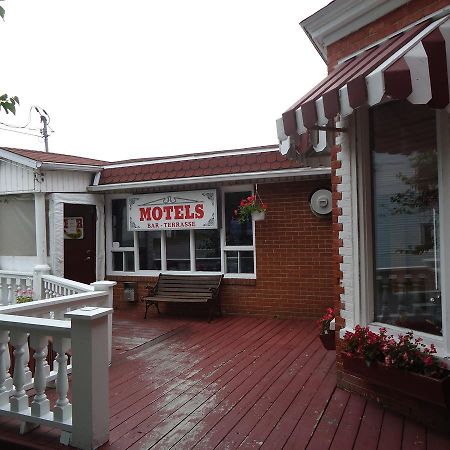 Motel Cote Riviere-du-Loup Exterior photo